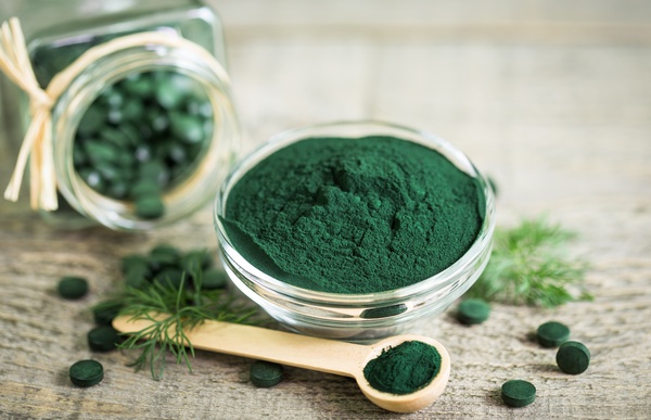 Спирулина: полезные свойства, применение и преимущества сине-зеленой водоросли