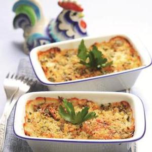 Сытная куриная запеканка с брокколи и сырной корочкой
