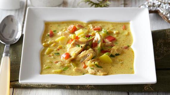 Сытный крем-суп с копченой горбушей и кукурузой
