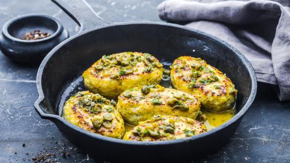 Куриные котлеты с огурцами по старинному рецепту Суздаля: вкус, традиции и праздник