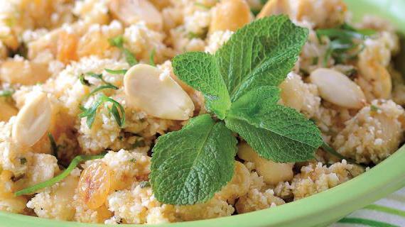 Вегетарианское табуле с кускусом из цветной капусты