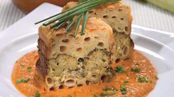 Вкусная макаронная запеканка с брокколи и сырным соусом