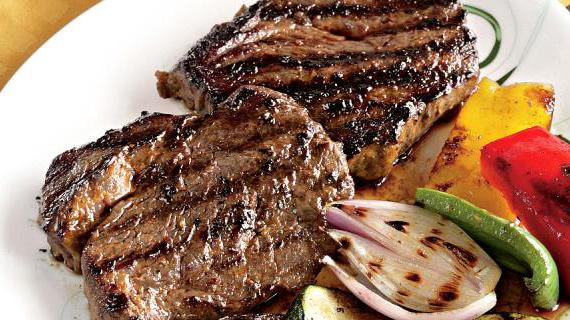 Вкуснейшие бифштексы в чесночно-соевом маринаде