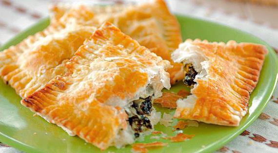 Вкуснейшие слойки с щавелем для завтрака или полдника
