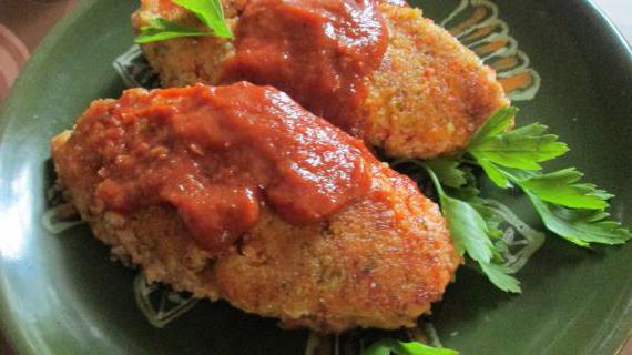 Вкусные котлеты из сарделек с добавлением моркови — экономный и сытный рецепт