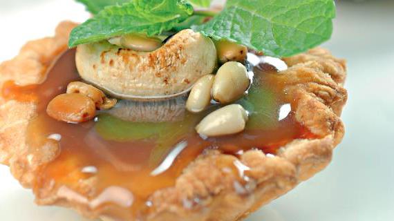 Вкусные тарталетки с ароматной карамельной начинкой и фундуком