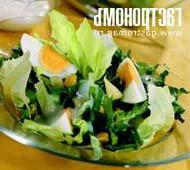 Вкусный и полезный салат со шпинатом, кукурузой и ананасом