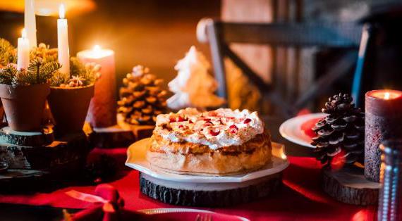Вкусный и сочный пирог с творожной начинкой, цукатами и ароматом ванили