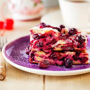 Вкусный клафутти в мультиварке — нежный десерт с вишней