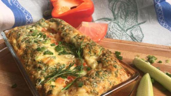 Вкусный омлет, запеченный в духовке с овощами и сыром