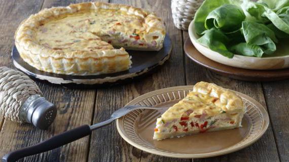 Вкусный овощной пирог с ветчиной и сыром