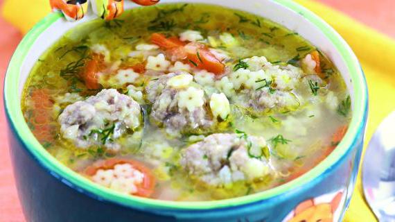 Вкусный суп с фрикадельками и вермишелью для всей семьи