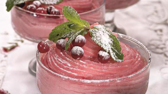 Воздушный клюквенный мусс с ароматом осени